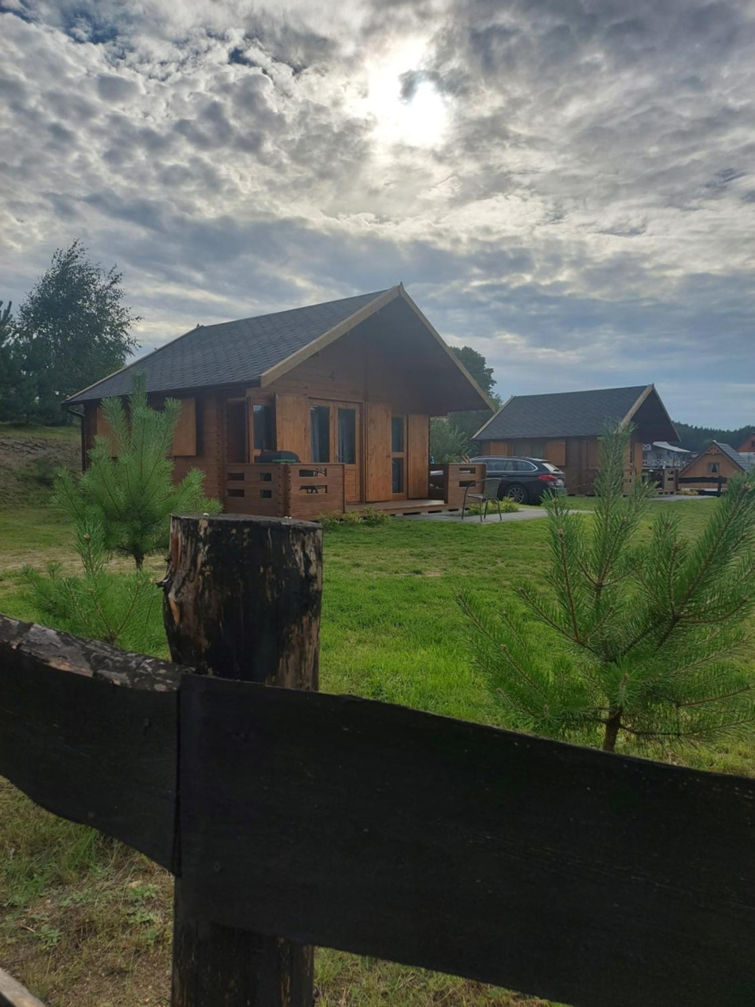 Kaszubskie Laki Lakie Buitenkant foto